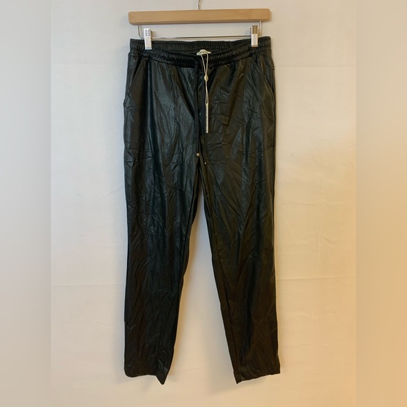 Max studio faux leather pants. Size M - Picture 2 of 9